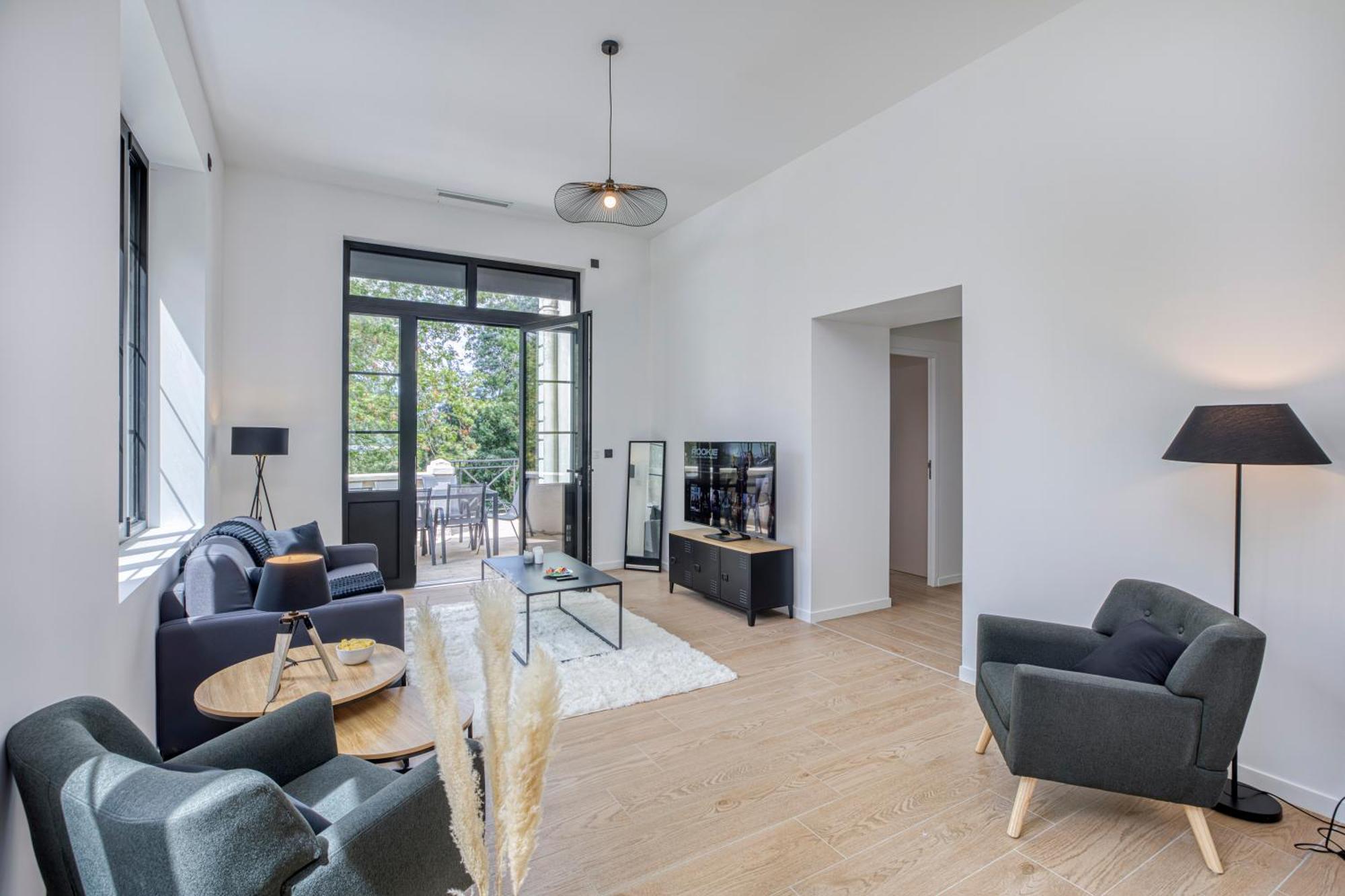 1 - Grand Appartement Spacieux Dans Un Chateau Du 17Eme Siecle, A 15Min De Lyon Vourles Zewnętrze zdjęcie