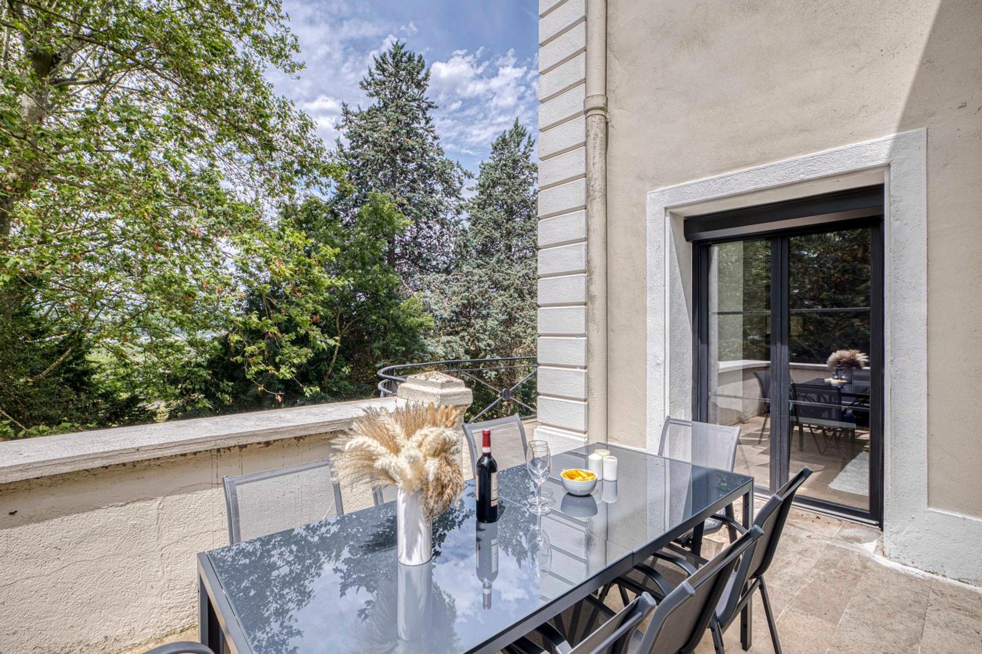 1 - Grand Appartement Spacieux Dans Un Chateau Du 17Eme Siecle, A 15Min De Lyon Vourles Zewnętrze zdjęcie